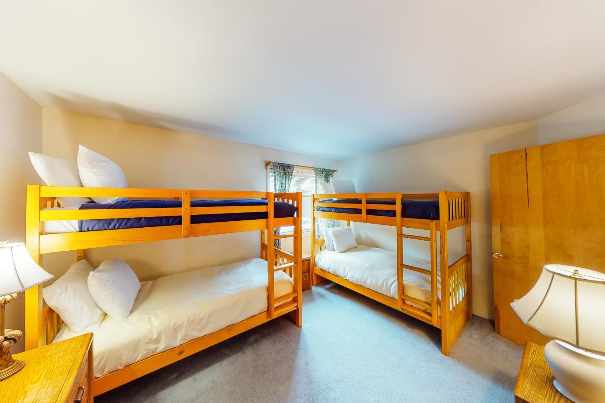 Mountainside Resort IV ستو الغرفة الصورة